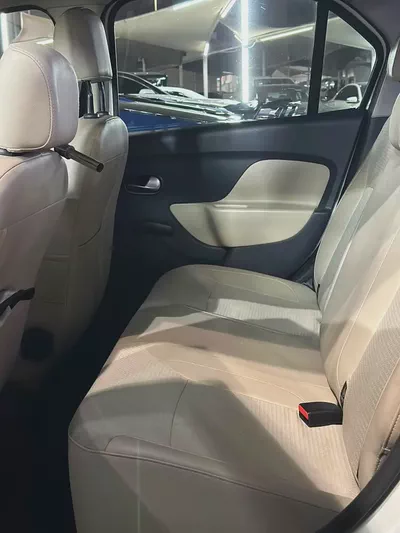 Renault Symbol SE 2019 GCC Specs - Well Maintained - Original Paint - 2 Keys-8