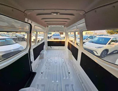 Nissan Urvan HIGH ROOF WIDE BODY HIGHROOF | M/T | PANEL VAN | 2.5L V4 PETROL | FRONT COOLER (CODE#NHURPP)-12