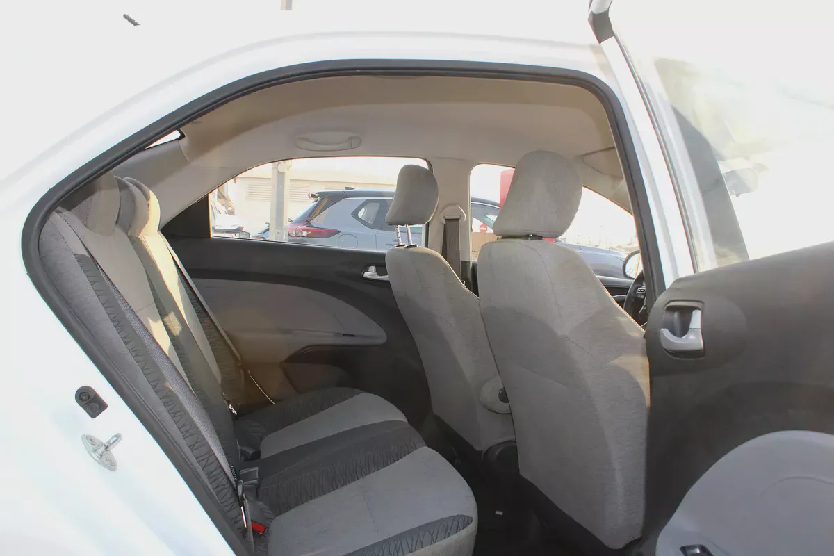 2022 Kia Pegas EX GCC Specs - Excellent Condition-10-10