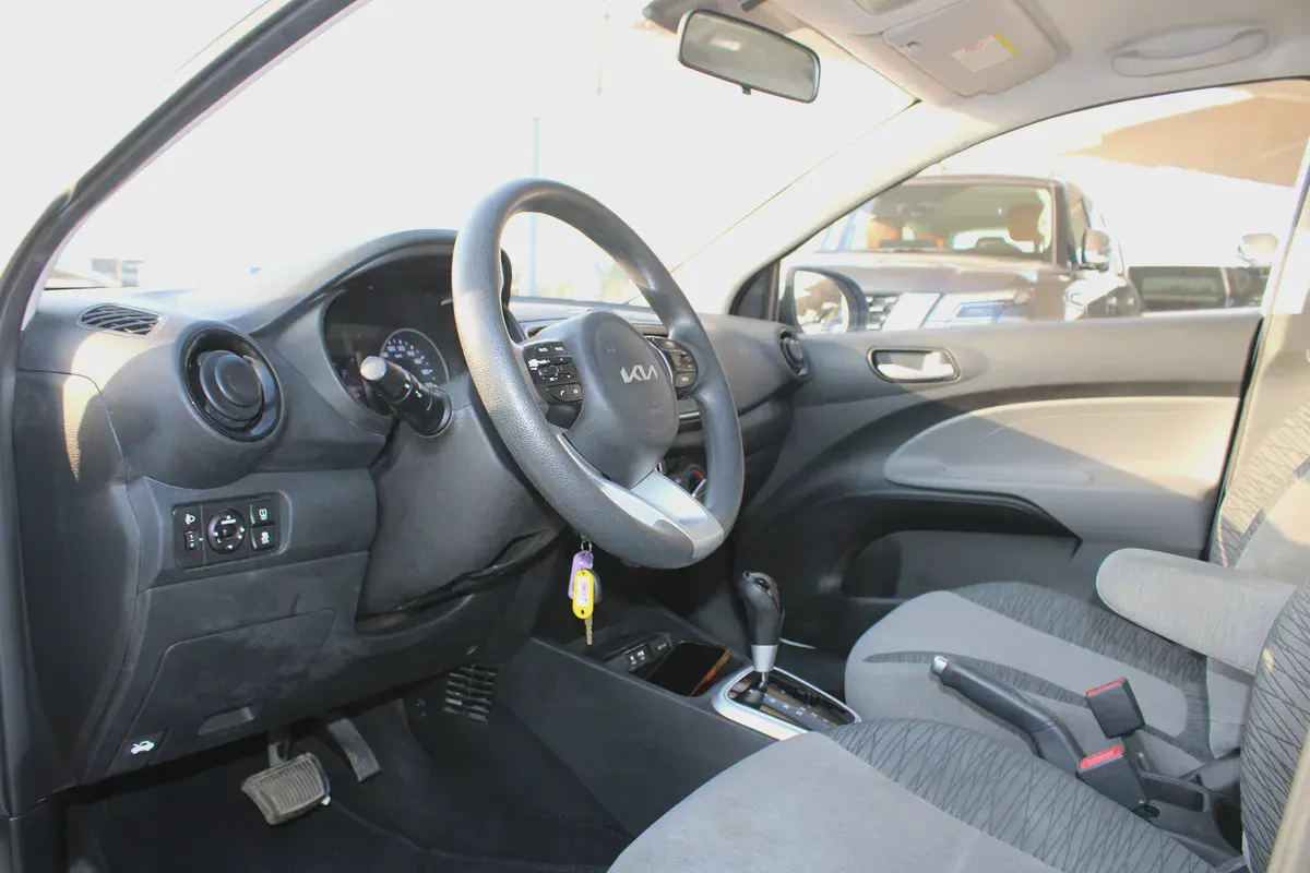 2022 Kia Pegas EX GCC Specs - Excellent Condition-7-7