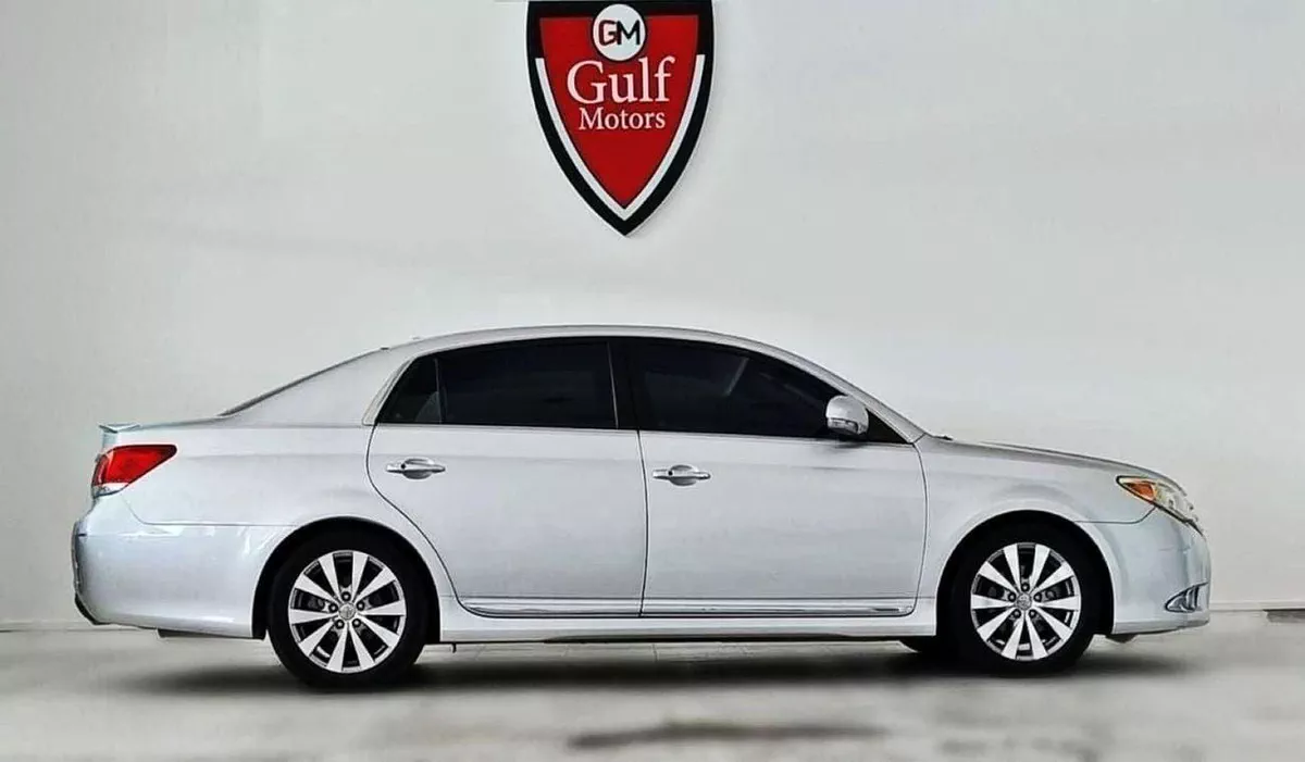 Toyota Avalon LIMITED 3.5L-6CYL EXCELLENT CONDITION GCC SPECIFICATION-2-0