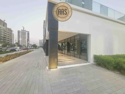 Main Boulevard Facing • Chiller Free • Corner Shop • 04 Cheque Payment-2