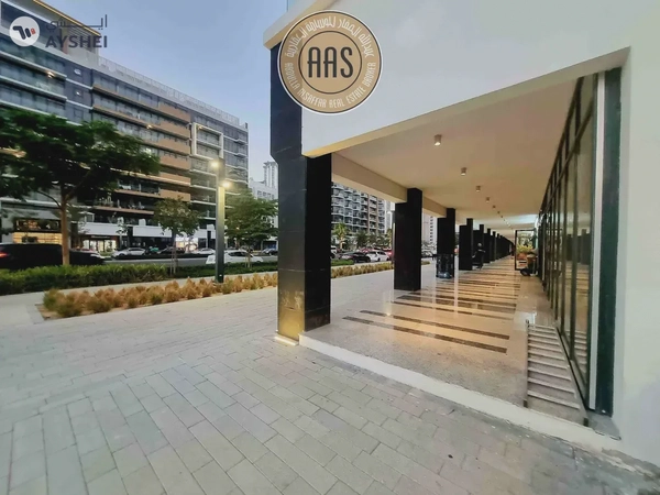 Main Boulevard Facing • Chiller Free • Corner Shop • 04 Cheque Payment