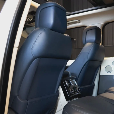 AED 2,586 p.m • 0% Downpayment • Range Rover Vogue  • 1 Year Warranty-14