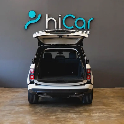 AED 2,586 p.m • 0% Downpayment • Range Rover Vogue  • 1 Year Warranty-4