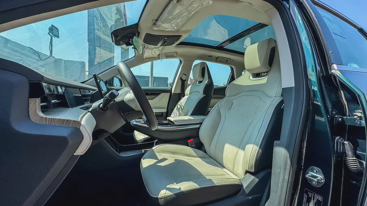 Jetour Dashing Flagship 2025 GCC 1.6L Turbo 4 Cylinders-7-7