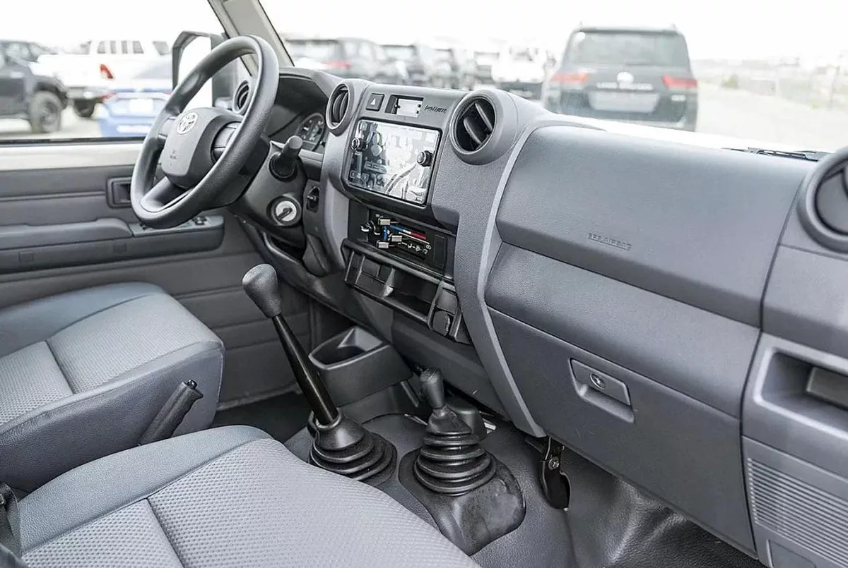 Toyota Land Cruiser 70 LC76 LX LX D/C  4.2  DIESEL-13-0