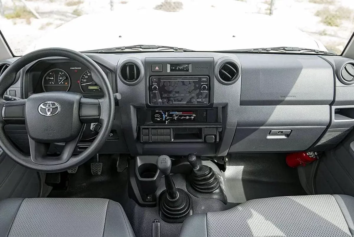 Toyota Land Cruiser 70 LC76 LX LX D/C  4.2  DIESEL-5-0