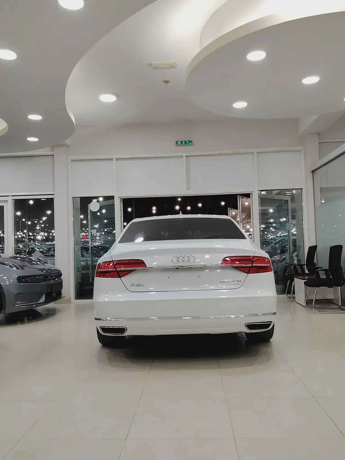 Audi A8 L 50 TFSI quattro 2016 | GCC Specs | Pristine Condition-4-4