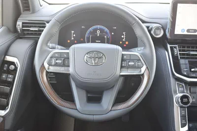 Toyota Land Cruiser GXR Toyota Land Cruiser GXR 3.3L Diesel Full Option MY2025-19