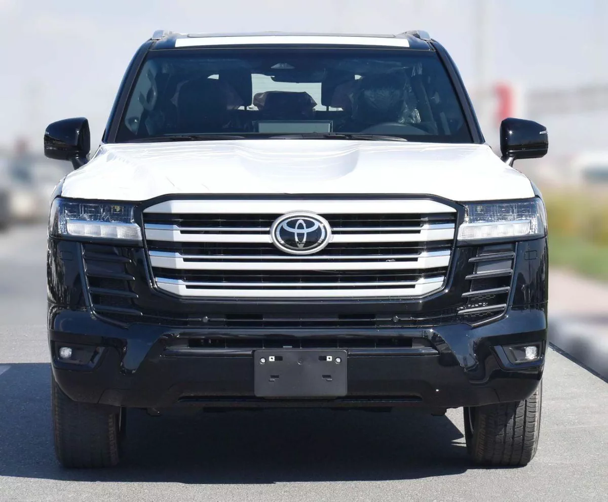 Toyota Land Cruiser GXR Toyota Land Cruiser GXR 3.3L Diesel Full Option MY2025