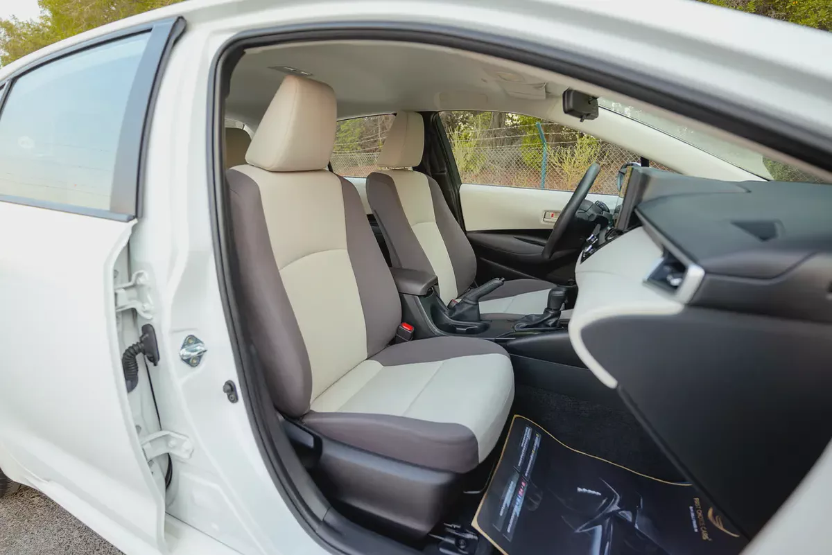 AED 970/month | Corolla Xli Hybrid | GCC Specs | REF#T07626-9-9