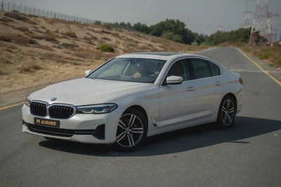 BMW 520i Joy Edition – 2022 | FULL SERVICE HISTORY GCC | 101,984 KM | AED 95,000-0