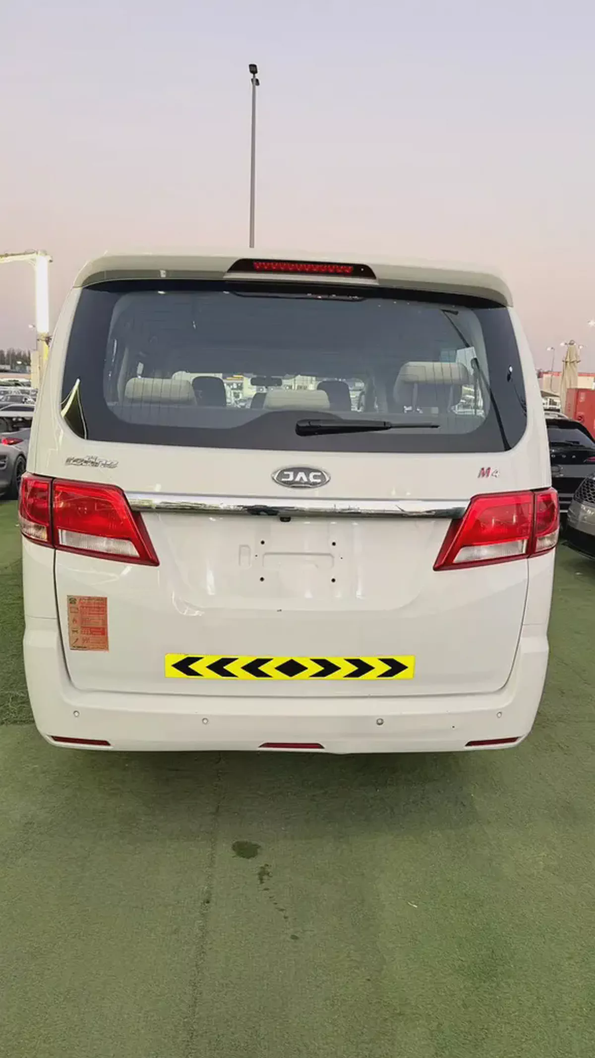 EXCELLENT DEAL for our JAC M4 Refine ( 2021 Model ) in White Color GCC Specs-2-2
