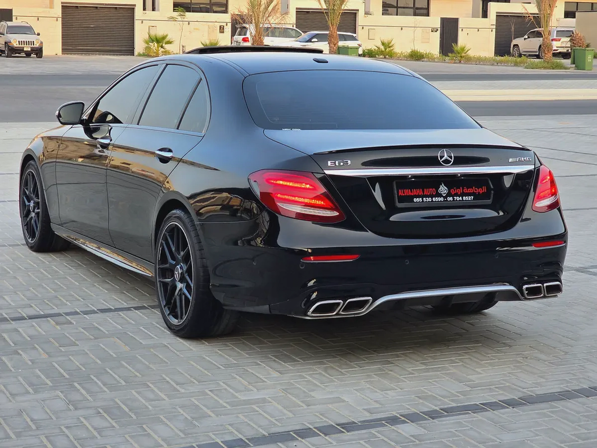 2018 Mercedes-Benz E-Class E 300 - Premium Luxury Sedan-2-2