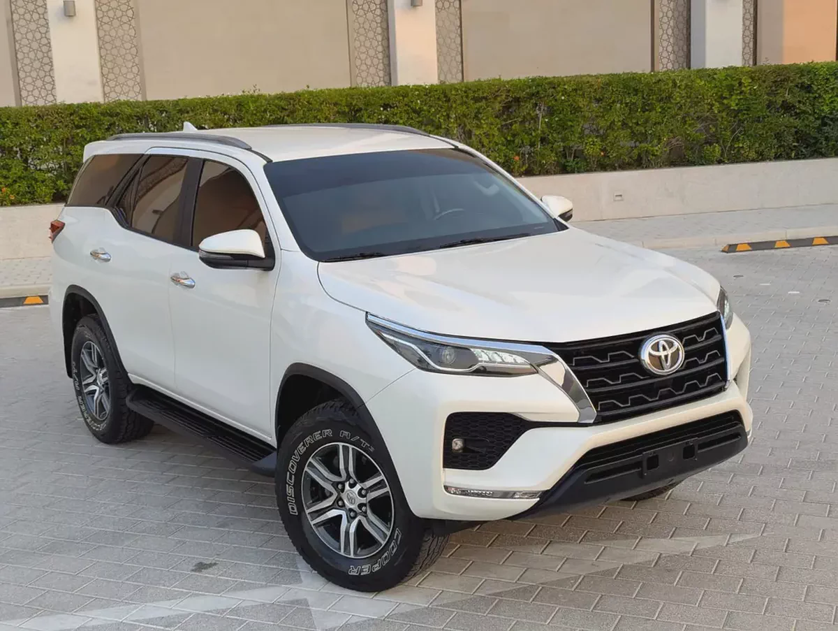 2021 Toyota Fortuner GXR 4.0L V6 GCC Specs | 4WD | Full Service History | Excellent Condition