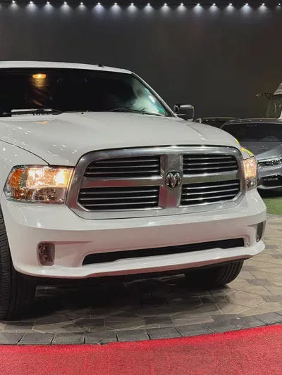 2019 Dodge Ram 1500 Laramie | V8 HEMI | Premium Leather | Low Mileage-3
