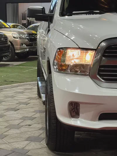 2019 Dodge Ram 1500 Laramie | V8 HEMI | Premium Leather | Low Mileage-7