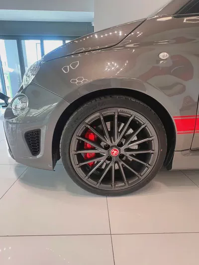 Abarth 695 Turismo Cabrio 2023 GCC Specs-5
