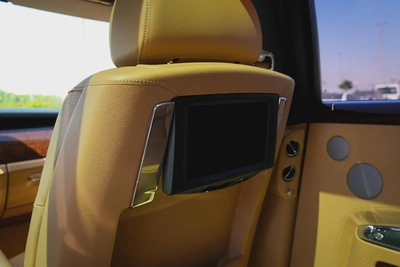 ROLLS ROYCE GHOST 2011!! GCC SPECS!! WELL MAINTAINED-12