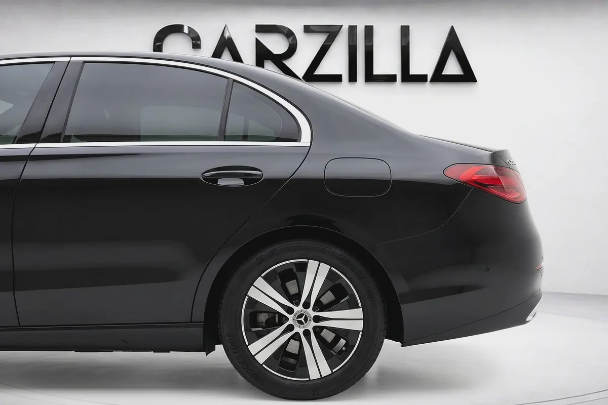 AED 2,252 P.M l 0% Down Payment l Mercedes-Benz C200 l Excellent Condition-4-4