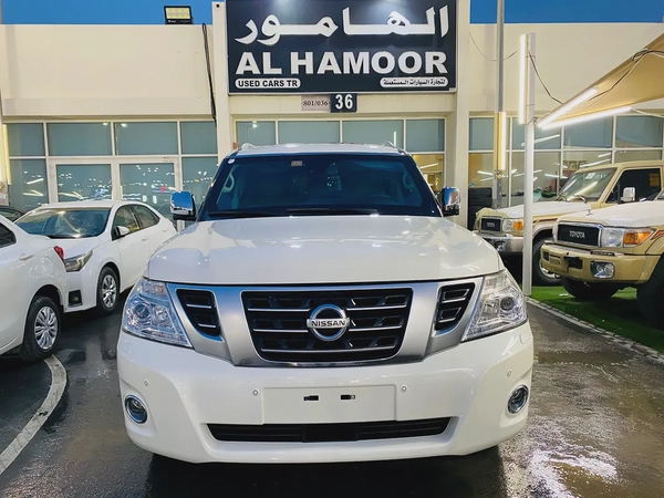 Km only Nissan Patrol LE Platinum City 2016 GCC Specs 3000