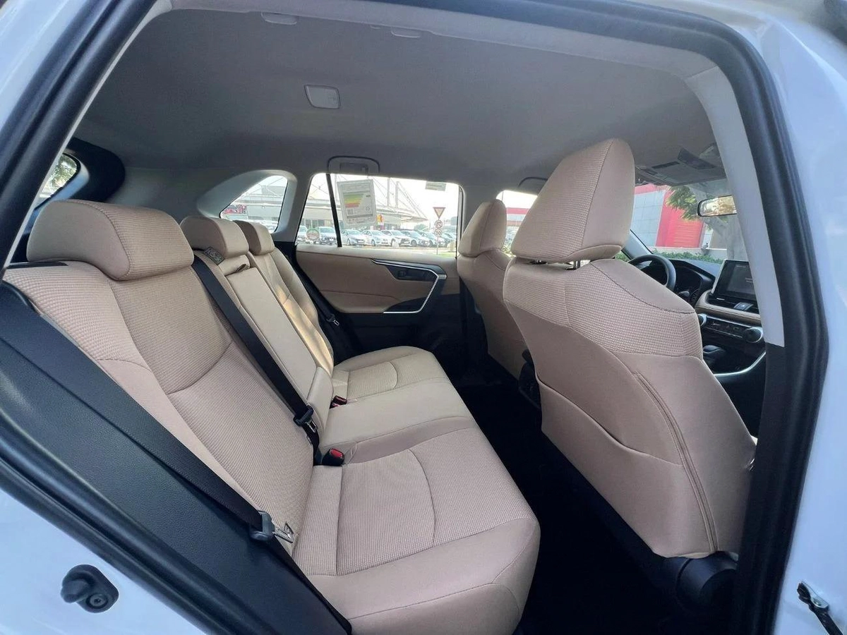 Toyota RAV4 2.5L (4WD) EXR-3-3