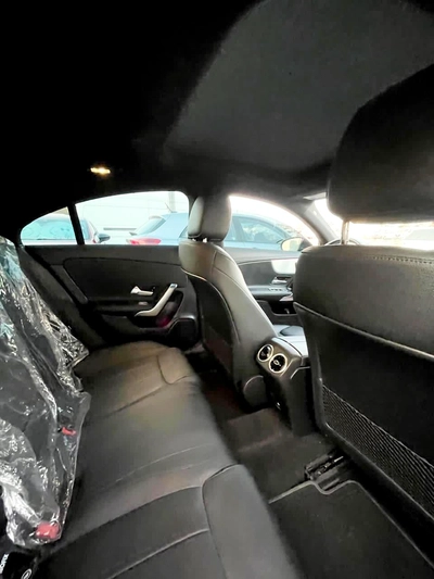 Mercedes-Benz CLA Sedan-2