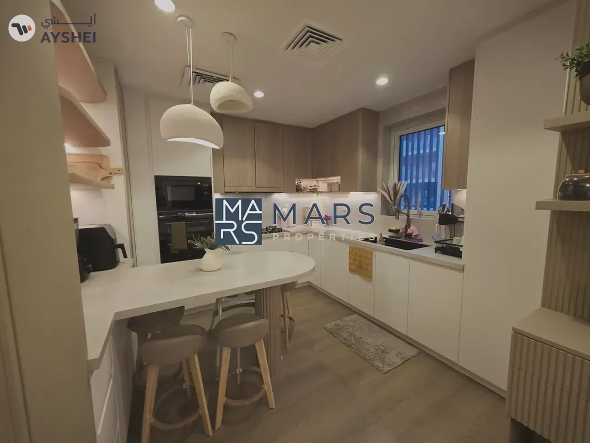 Spacious 2-Bedroom Residence in Al Zahia - Prime Location & Amenities