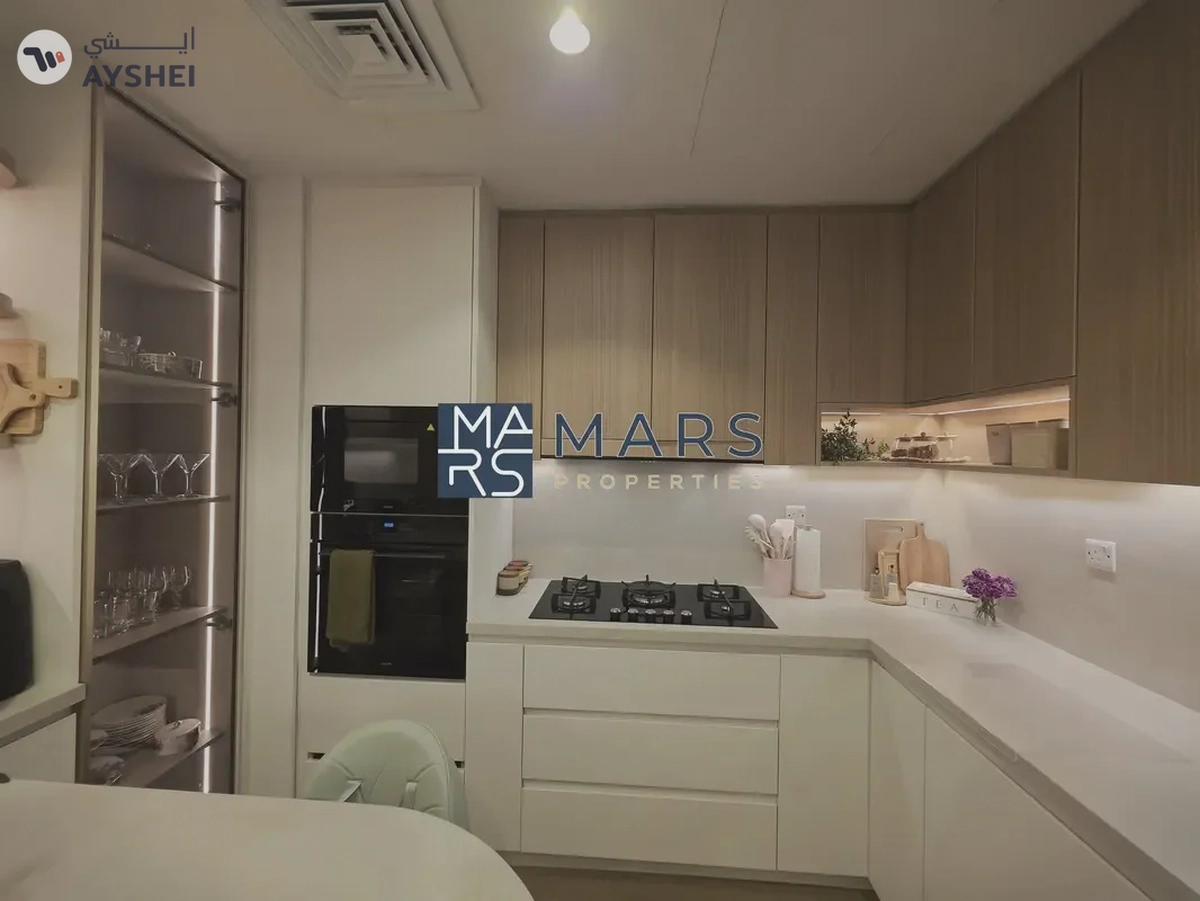 Spacious 2-Bedroom Residence in Al Zahia - Prime Location & Amenities