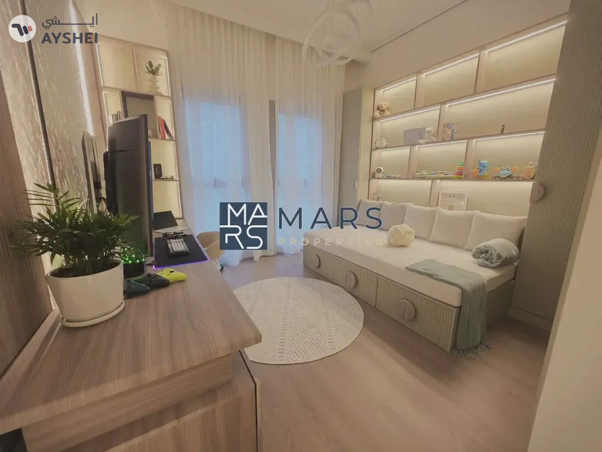 Spacious 2-Bedroom Residence in Al Zahia - Prime Location & Amenities