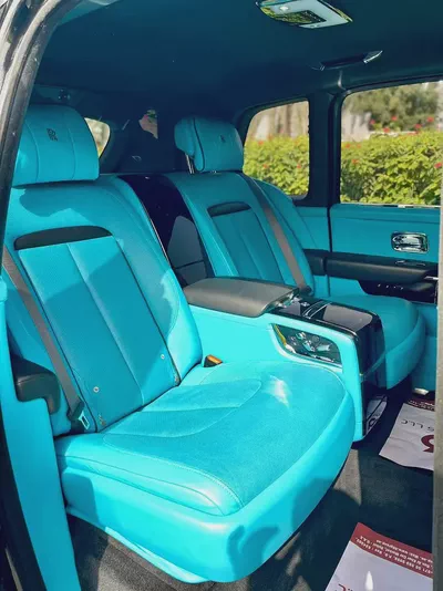 Rolls-Royce Cullinan Black Badge 2021 GCC Specs-16