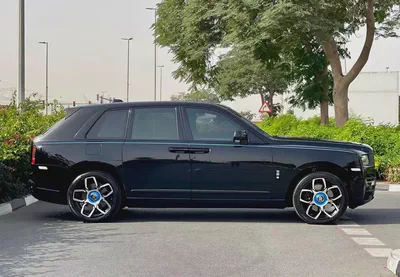 Rolls-Royce Cullinan Black Badge 2021 GCC Specs-6