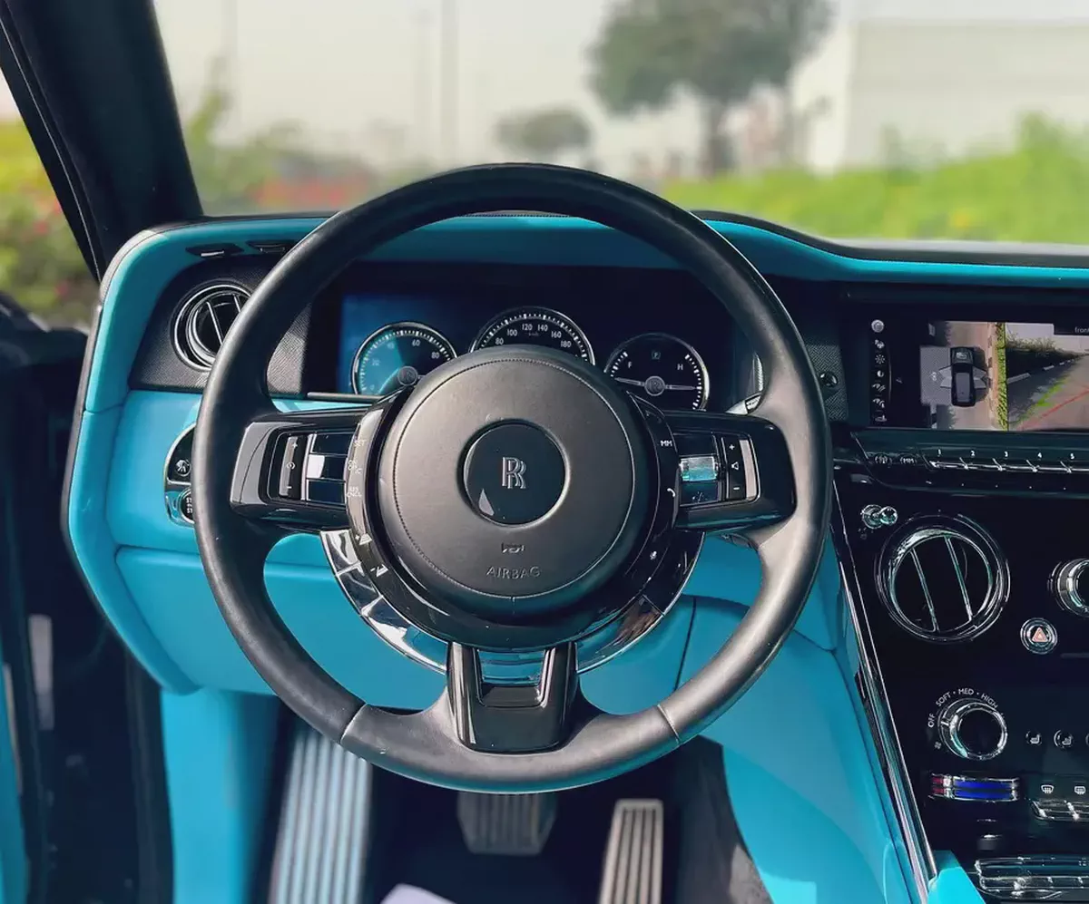 Rolls-Royce Cullinan Black Badge 2021 GCC Specs-9-9
