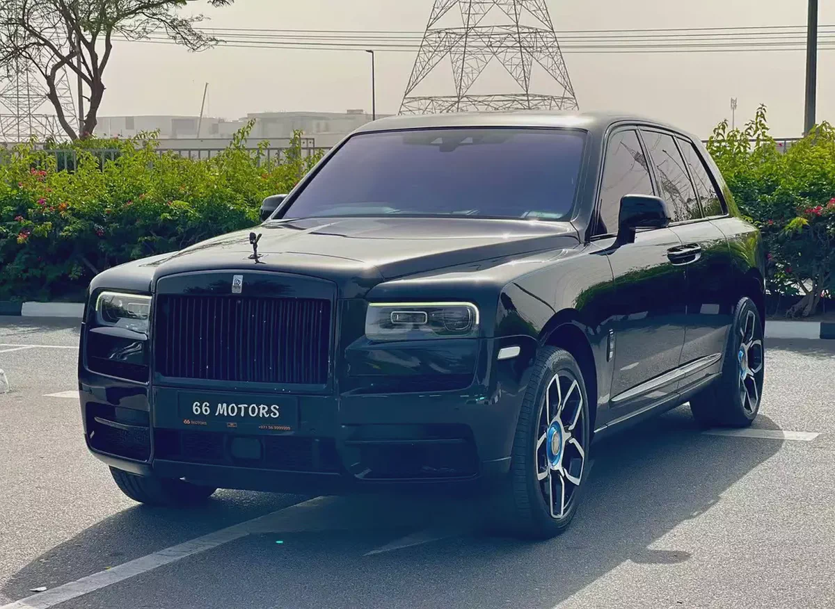 Rolls-Royce Cullinan Black Badge 2021 GCC Specs-1-1