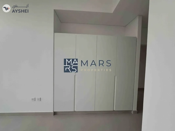 Luxurious brand new 4 bedroom villa available for rent in Masaar.