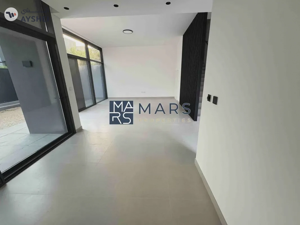 Luxurious brand new 4 bedroom villa available for rent in Masaar.-15-15