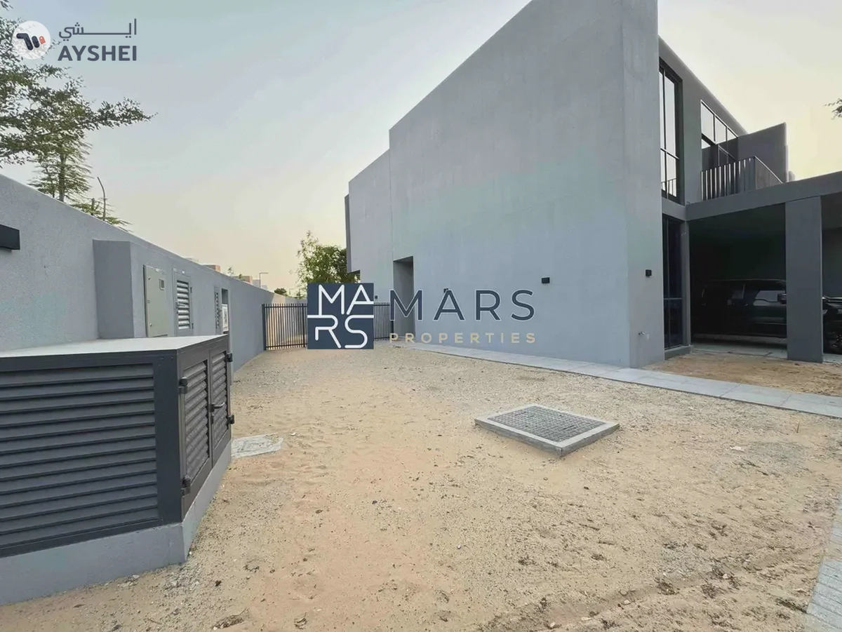 Luxurious brand new 4 bedroom villa available for rent in Masaar.-18-18