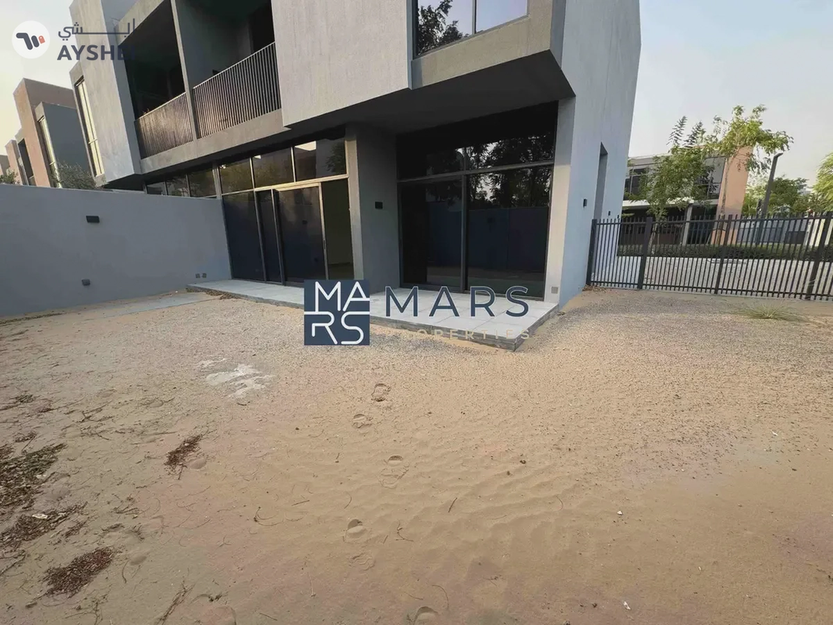 Luxurious brand new 4 bedroom villa available for rent in Masaar.-23-23