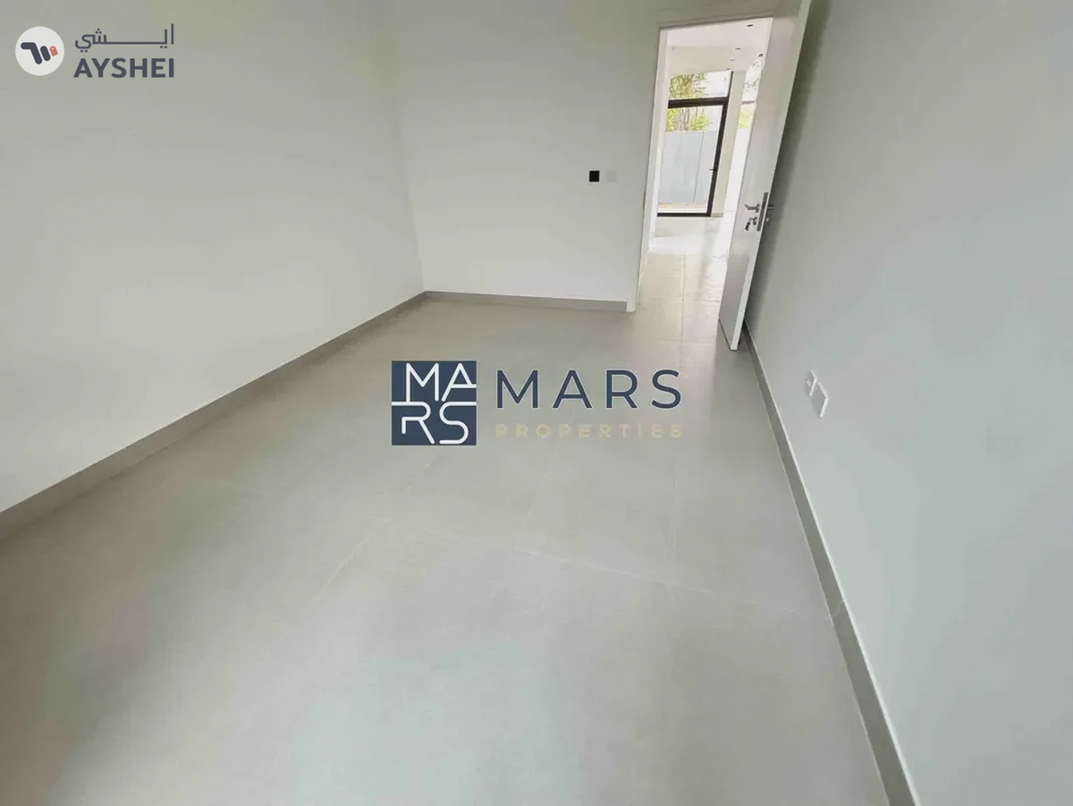 Luxurious brand new 4 bedroom villa available for rent in Masaar.-24-24