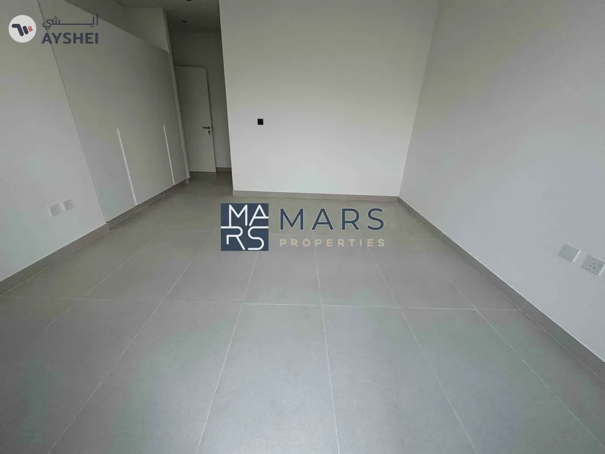 Luxurious brand new 4 bedroom villa available for rent in Masaar.-2-2