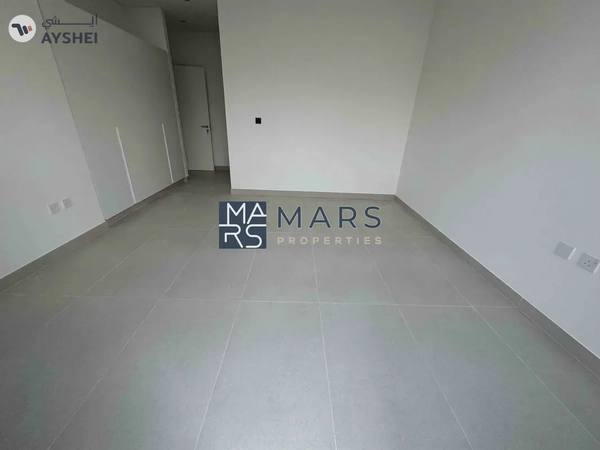 Luxurious brand new 4 bedroom villa available for rent in Masaar.