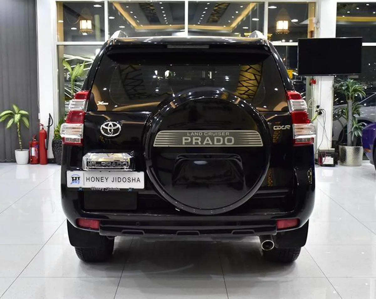 Toyota Prado GXR ( 2017 Model ) in Black Color GCC Specs-1-1