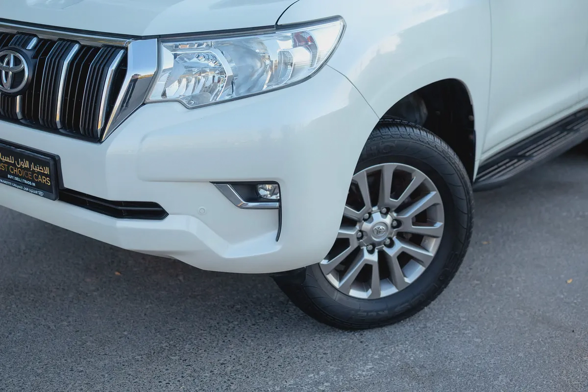 AED 2,317/month | 2019 Prado EXR | GCC Specs | REF#T72568-2-2