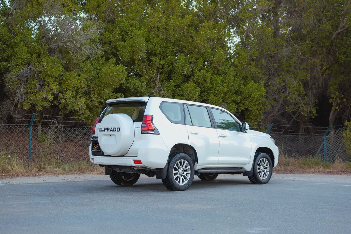 AED 2,317/month | 2019 Prado EXR | GCC Specs | REF#T72568-3-3