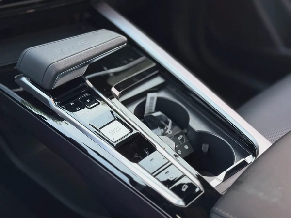 MG One - 2025 - Top Line - Sport Seats