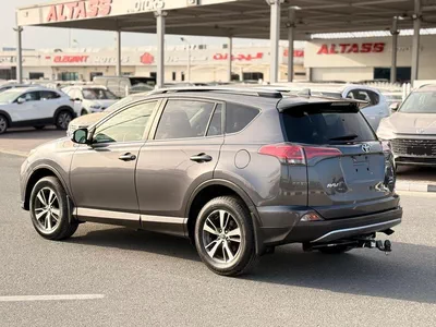 Toyota RAV4 XLE // sunroof,, leather seats// full option 2018-14