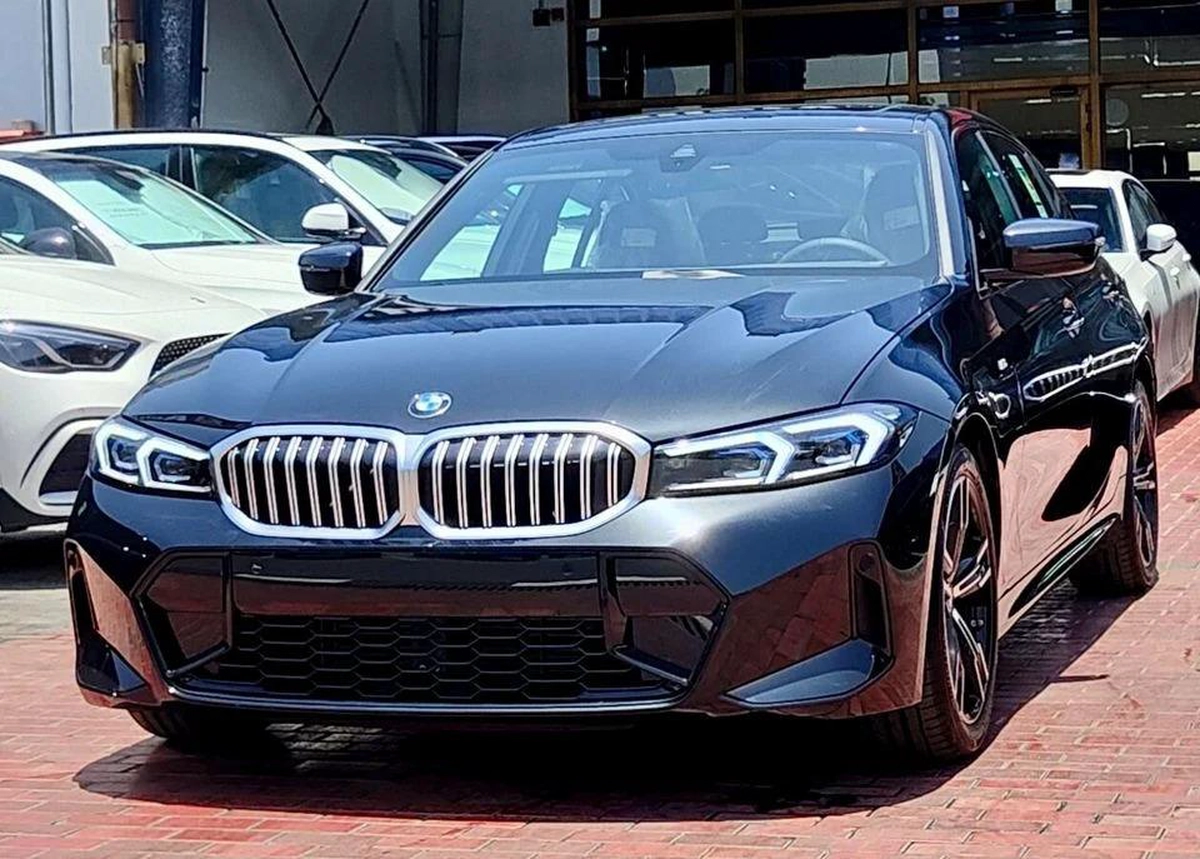 BMW 318i LUXURY M SPORT PACKAGE M Sport Under Agency Warranty & Service 2026 GCC