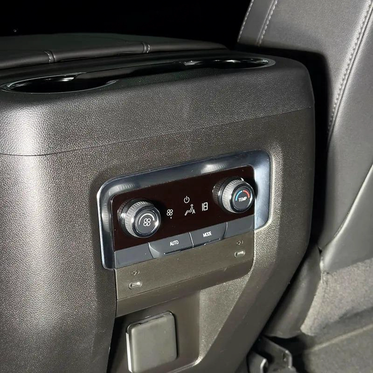 Chevrolet Tahoe Other-7-7