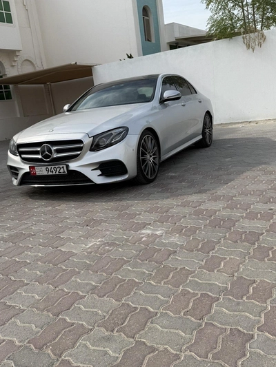 Mercedes-Benz E-Class E 300-8